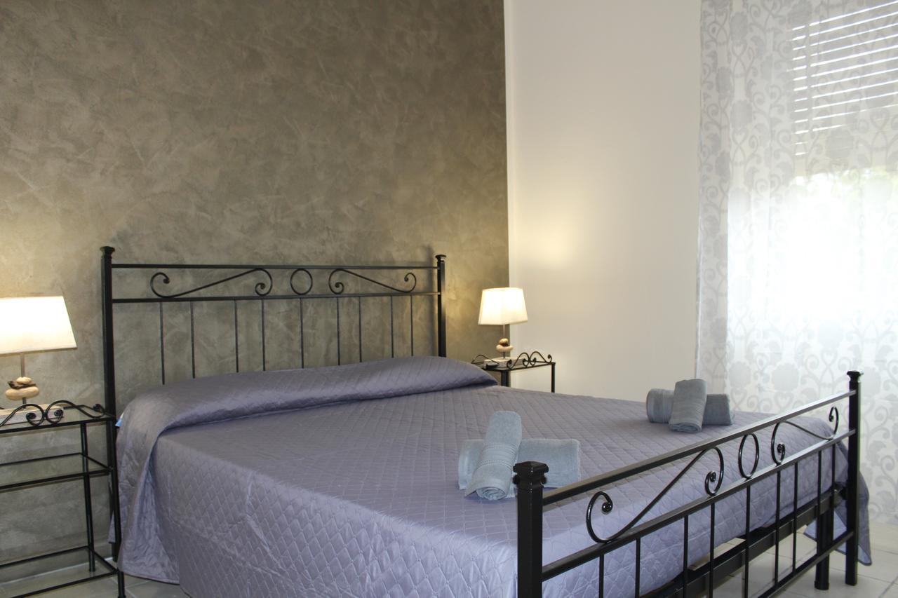 Cagliari 4U Hotel Room photo
